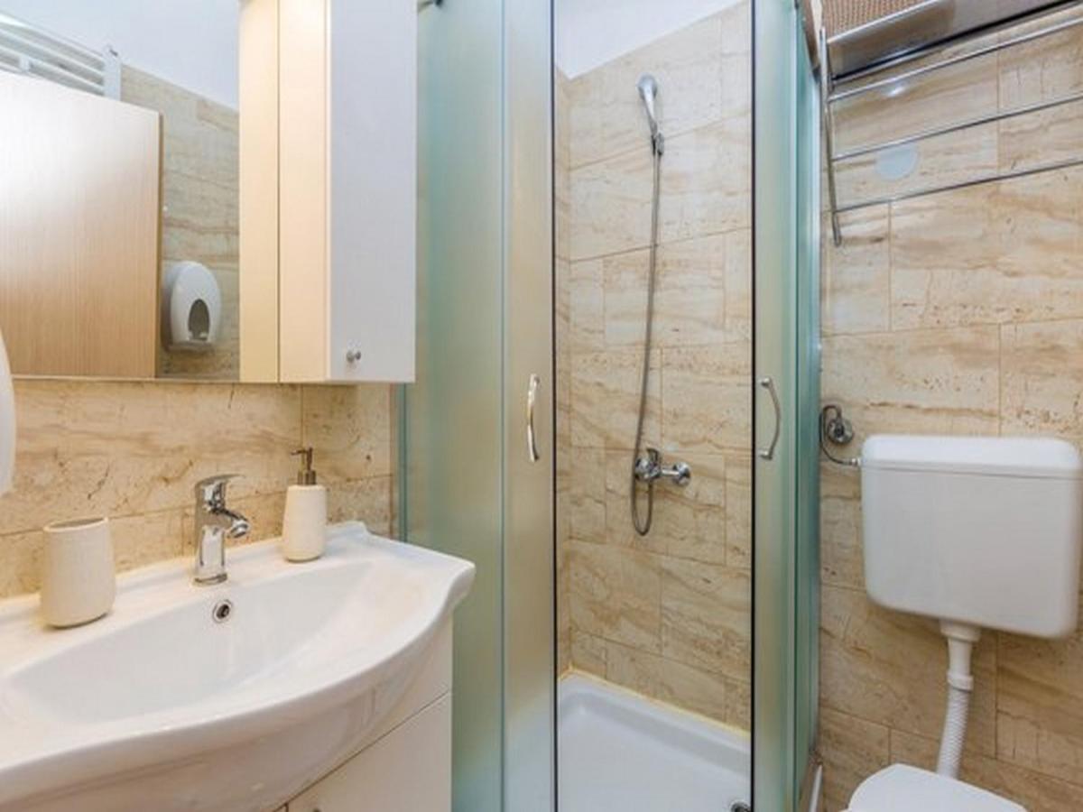Apartments Villa Kim Jablanac Ngoại thất bức ảnh